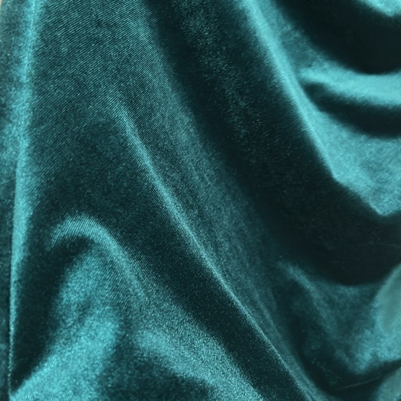 Anthropologie Green Velvet Roman High Neck Midi Dress Ruched Slit Size Medium - Picture 12 of 13